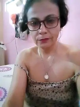 Snapshot of chocoluze chatting on 16, 7, 2026 chocoluze online show from 16, 7, 2026