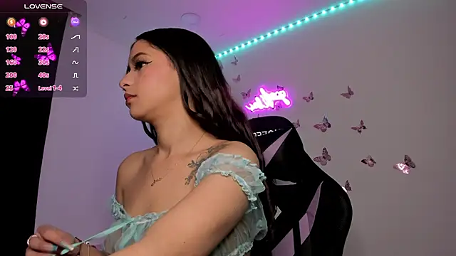 tiffany sofia 1 online show from 11, 11, 2025