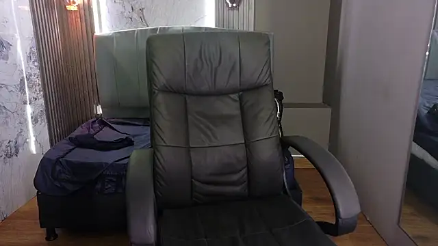 Vanessa 7  online show from 3, 2, 2026