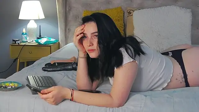 Leah Brooks online show from 7, 1, 2026