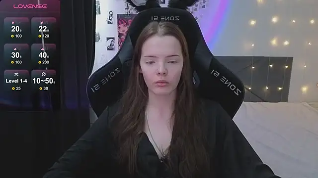 Luna Navy online show from 2, 3, 2026