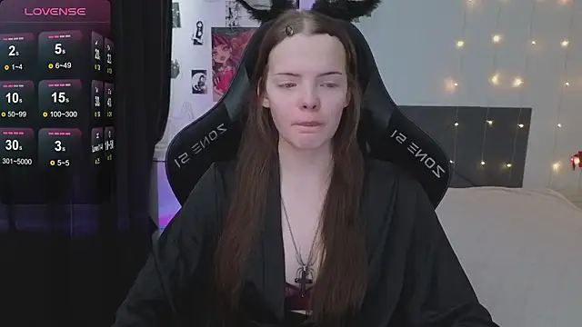 Luna Navy online show from 5, 3, 2026