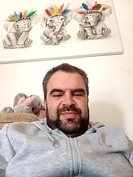 HairypapaK online show from 22, 4, 2026