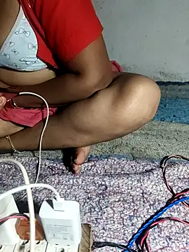 POOJACOUPLE online show from 8, 7, 2026
