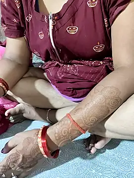 POOJACOUPLE online show from 27, 10, 2025