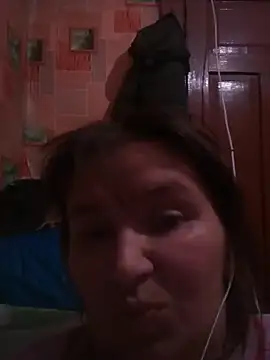 Romashka33011 online show from 2, 11, 2025