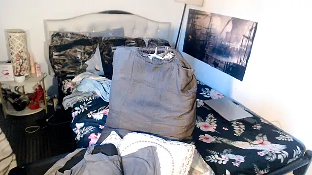 NinaDOM4CUM online show from 13, 4, 2026