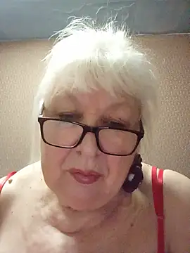 Snapshot of Alexia64231 chatting on 8, 6, 2026 Alexia64231 online show from 8, 6, 2026