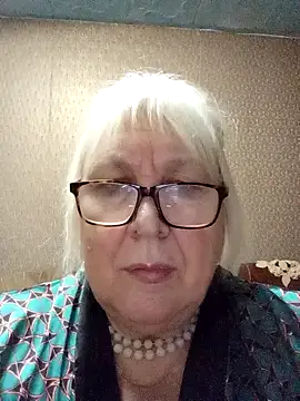 Alexia64231 online show from 11, 11, 2025