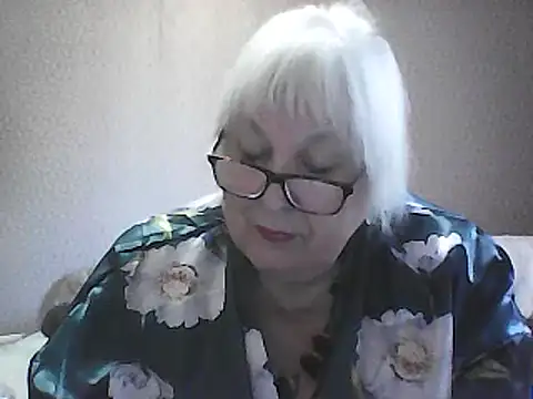 Alexia64231 online show from 17, 9, 2025