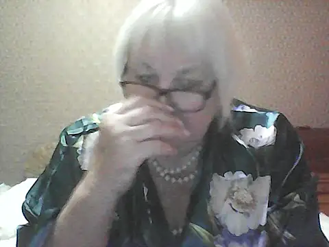 Alexia64231 online show from 24, 9, 2025