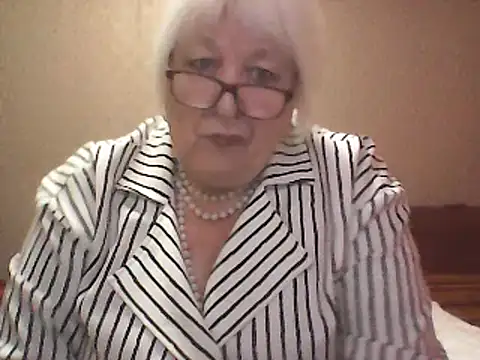 Alexia64231 online show from 3, 10, 2025