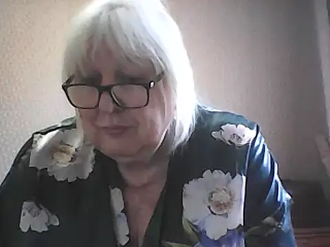 Alexia64231 online show from 4, 2, 2026