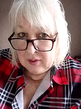 Alexia64231 online show from 5, 2, 2026