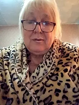 Alexia64231 online show from 28, 10, 2025