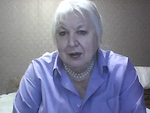 Alexia64231 online show from 10, 9, 2025