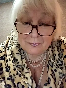 Alexia64231 online show from 3, 11, 2025