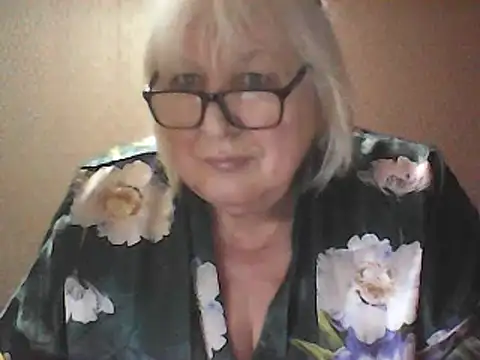 Alexia64231 online show from 3, 2, 2026