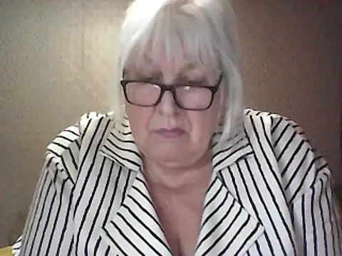 Alexia64231 online show from 10, 3, 2026