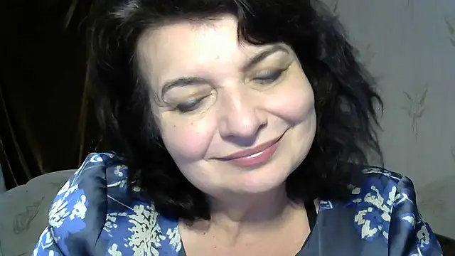 LedyNika online show from 5, 4, 2026