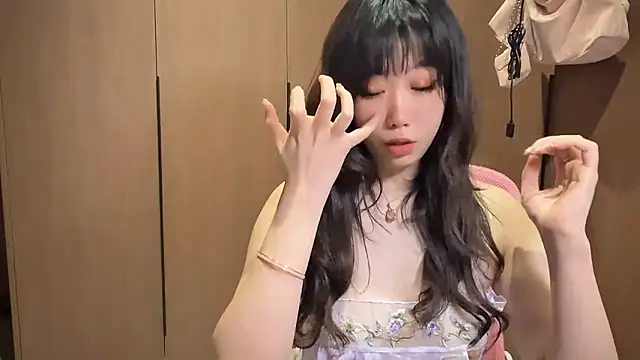 Lilium-520 online show from 11, 11, 2025