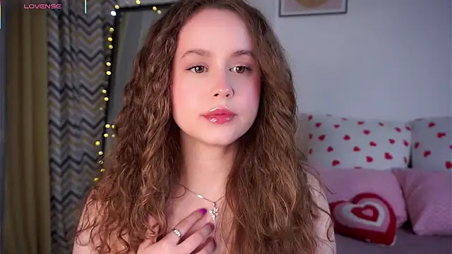Snapshot of SusannaScholler chatting on 11, 5, 2026 SusannaScholler online show from 11, 5, 2026