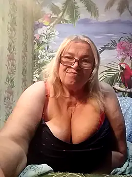 Snapshot of MargaritaSweet51 chatting on 10, 10, 2025 MargaritaSweet51 online show from 10, 10, 2025