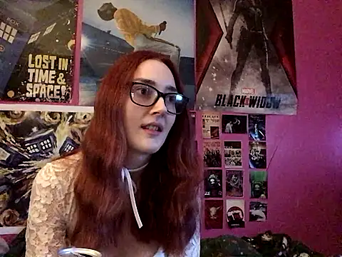 Snapshot of ivysplayhouse chatting on 20, 9, 2025 ivysplayhouse online show from 20, 9, 2025