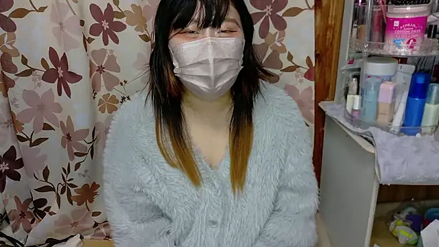 Snapshot of MIKE_chan chatting on 21, 11, 2025 MIKE chan online show from 21, 11, 2025