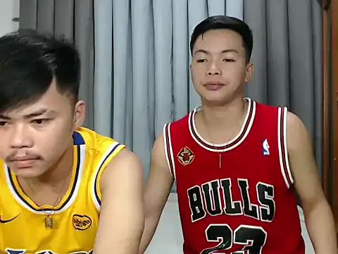 hot emman online show from 27, 10, 2025