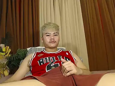 hot emman online show from 18, 4, 2026