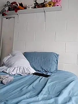 oxxy jean online show from 5, 3, 2026