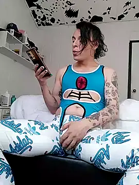 oxxy jean online show from 27, 7, 2026