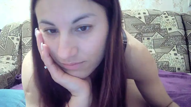 kiss lovely  online show from 23, 3, 2026