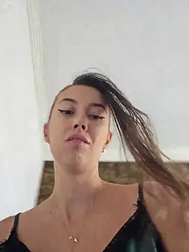 Virgin Pussy Horny online show from 28, 9, 2025