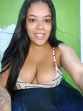 Snapshot of biancaalvess chatting on 27, 4, 2026 biancaalvess online show from 27, 4, 2026