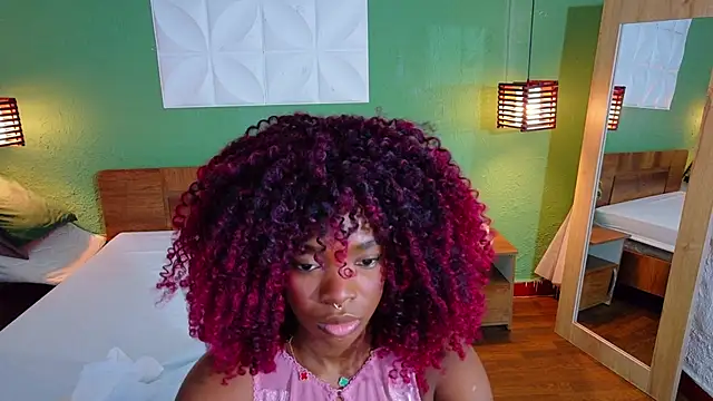 Chocolatte dreams online show from 6, 10, 2025