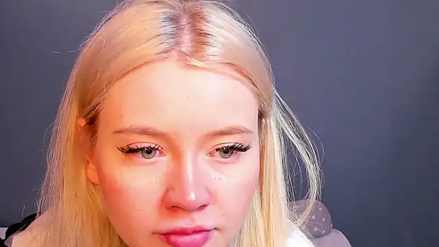 Lillie Berry online show from 15, 4, 2026