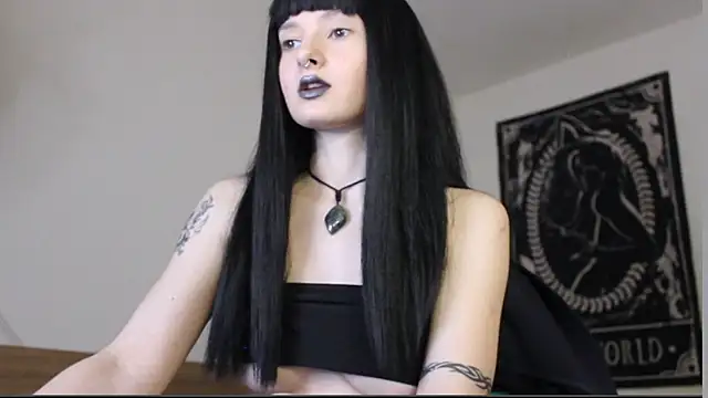 Snapshot of midnightsiren777 chatting on 12, 5, 2026 midnightsiren777 online show from 12, 5, 2026