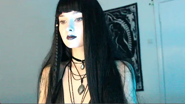 midnightsiren777 online show from 12, 2, 2026