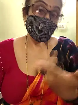 Snapshot of sweet-lotus chatting on 16, 10, 2025 sweet-lotus online show from 16, 10, 2025