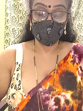 Snapshot of sweet-lotus chatting on 22, 10, 2025 sweet-lotus online show from 22, 10, 2025