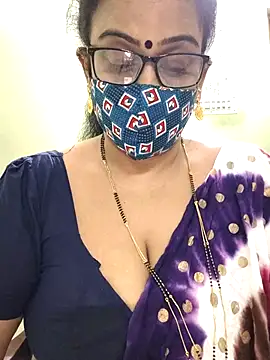 Snapshot of sweet-lotus chatting on 22, 11, 2025 sweet-lotus online show from 22, 11, 2025