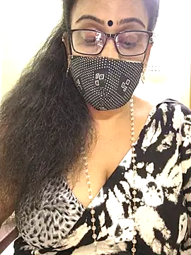 Snapshot of sweet-lotus chatting on 2, 11, 2025 sweet-lotus online show from 2, 11, 2025