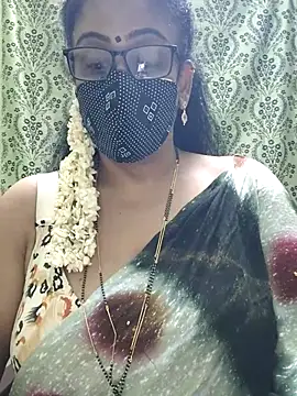 Snapshot of sweet-lotus chatting on 15, 10, 2025 sweet-lotus online show from 15, 10, 2025