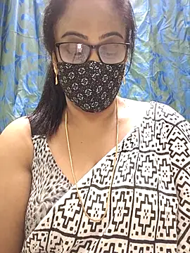 sweet-lotus online show from 14, 4, 2026