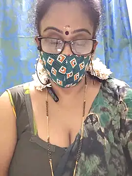 Snapshot of sweet-lotus chatting on 22, 11, 2025 sweet-lotus online show from 22, 11, 2025