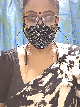 Snapshot of sweet-lotus chatting on 16, 11, 2025 sweet-lotus online show from 16, 11, 2025