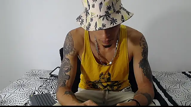 Daniel laverde online show from 6, 11, 2025