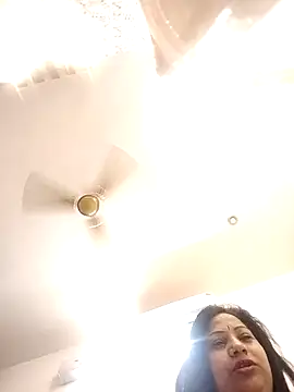 Cute-Janvi20 online show from 19, 4, 2026